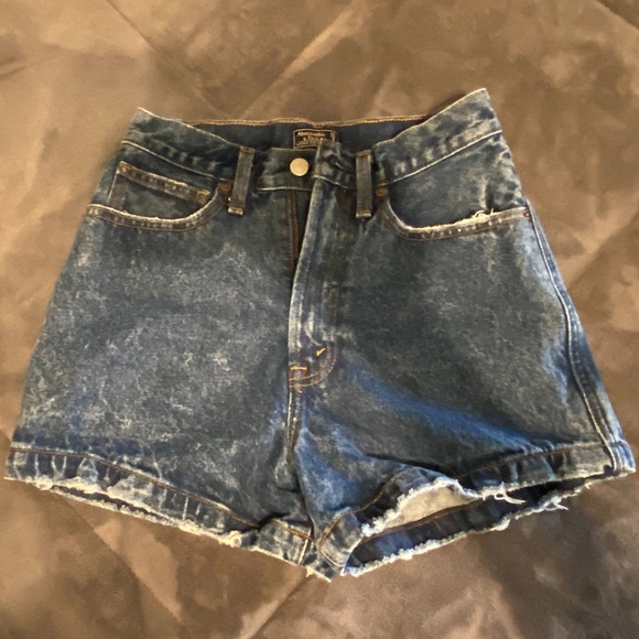 abercrombie natural rise shorts